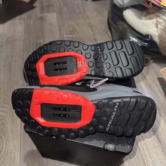 Adidas 5.10 Trailcross Clip-in Cycling Shoes Black Gray GZ9840 Women's Size 7.5* - Picture 5 of 6